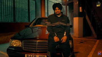 Sidhu moose wala in urbantheka reversible tracksuit