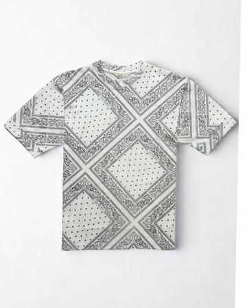 Bandana Print White Uni drop T-shirt
