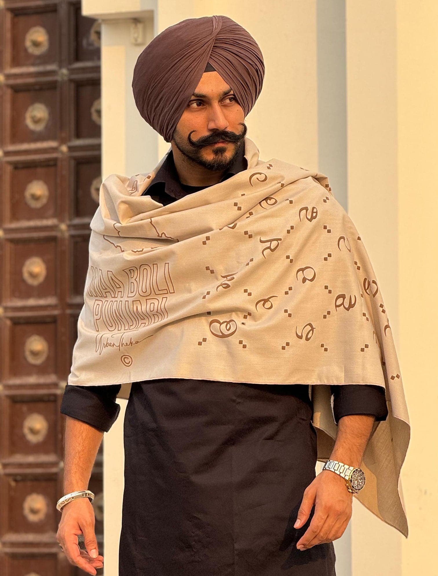 Maa Boli Designer ALL-WEATHER Stole Skin Shade)