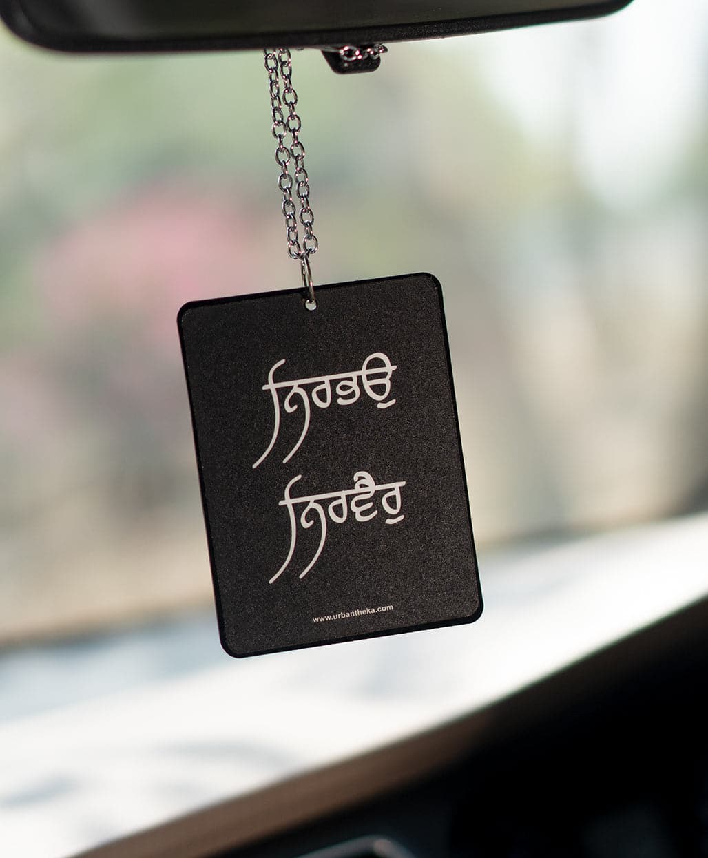 Nirbhau Nirvair Car Hanging - urbantheka