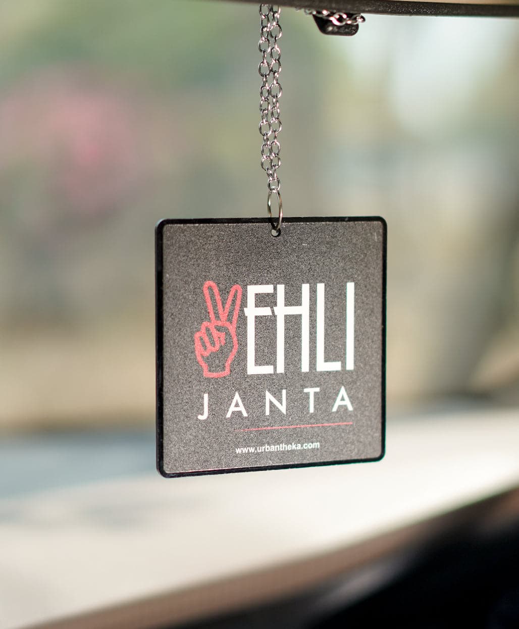 Vehli Janta Car Hanging - urbantheka